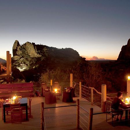 Erongo Wilderness Lodge 오마루루 외부 사진